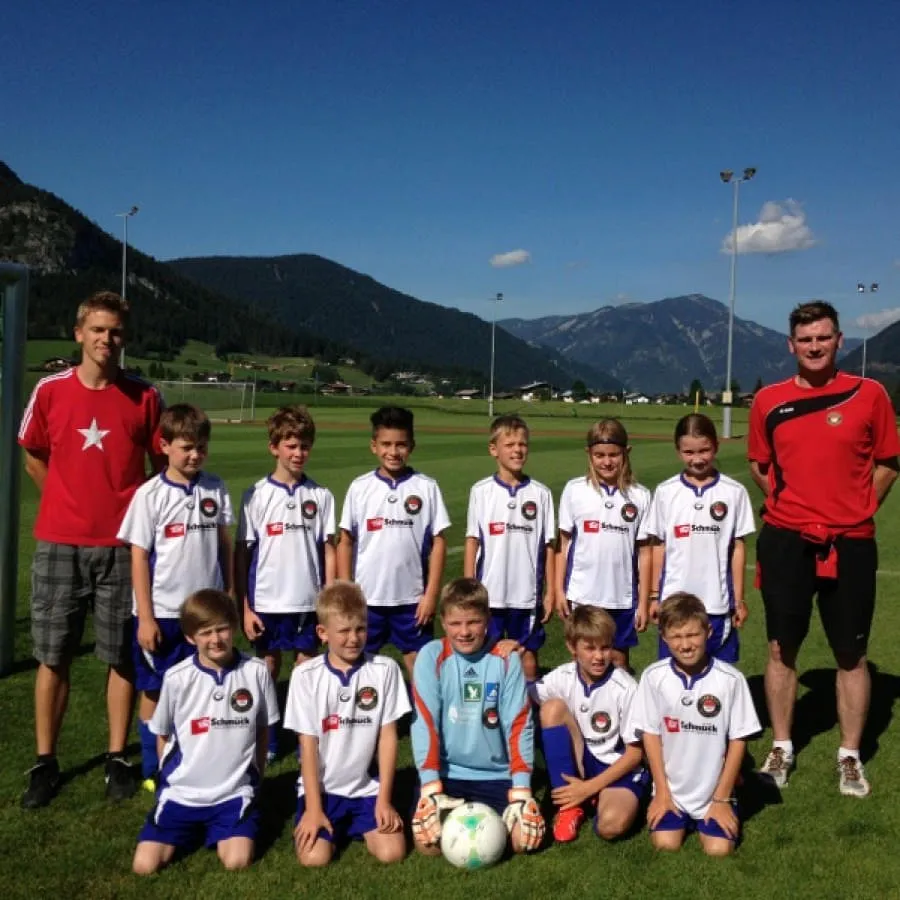 U10-Meisterschaftsauftakt-in-St.Johann-knapp-verloren