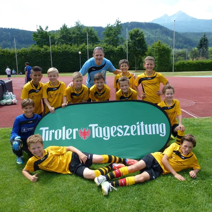 Platz-1-Sieg-beim-40.TT-Turnier-2014-Jg.2003-04